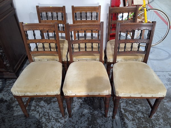 Lot 96 - SIX DINING CHAIRS