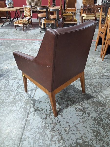 Lot 309 - ARMCHAIR