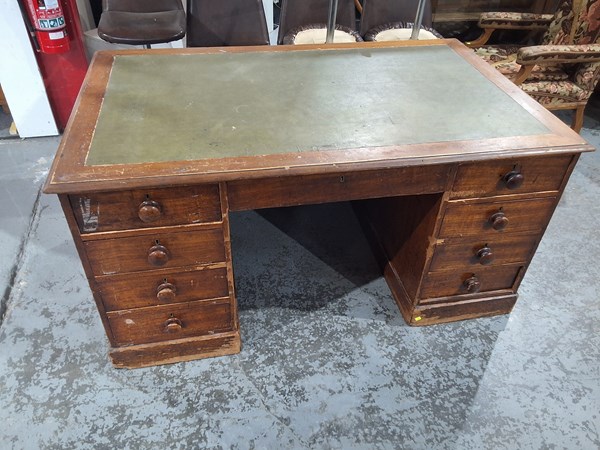 Lot 196 - CEDAR DESK