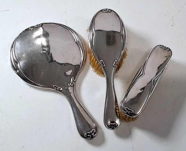 Lot 1061 - SILVER BRUSH & MIRROR SET