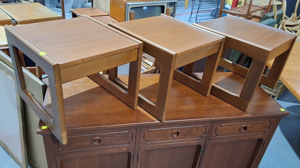 Lot 290 - LAMP TABLES