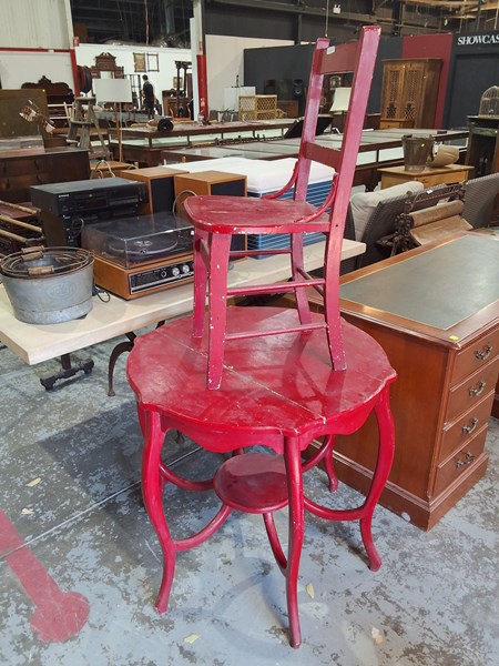 Lot 124 - TABLE WITH CHAIR