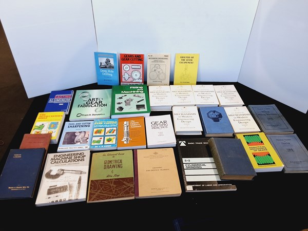 Lot 381 - WORKSHOP MANUALS