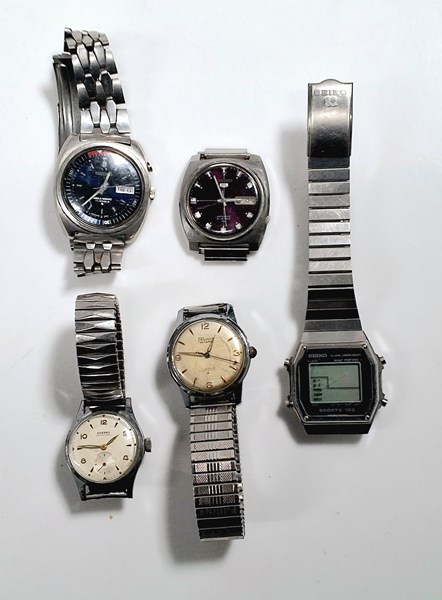 Lot 1069 - WATCHES