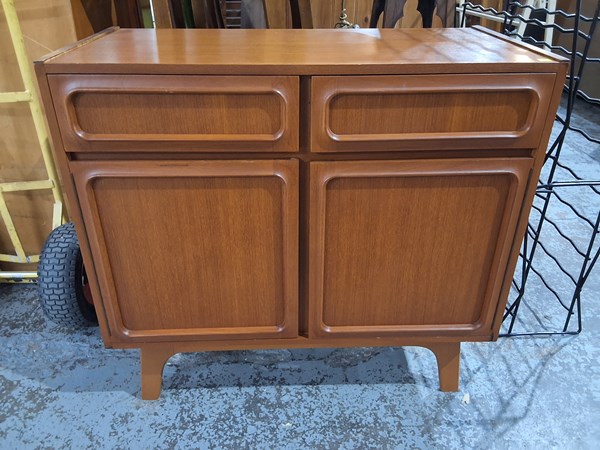 Lot 280 - CABINET