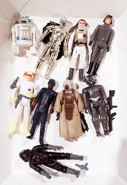 Lot 1422 - STAR WARS FIGURINES