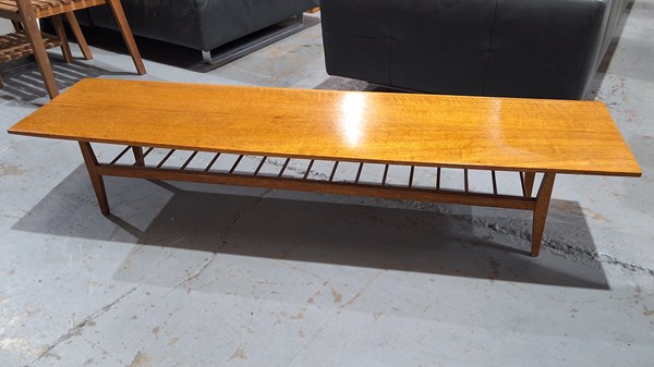 Lot 198 - COFFEE TABLE