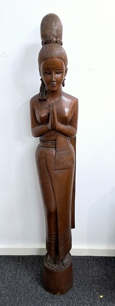 Lot 1408 - CARVED FIGURE