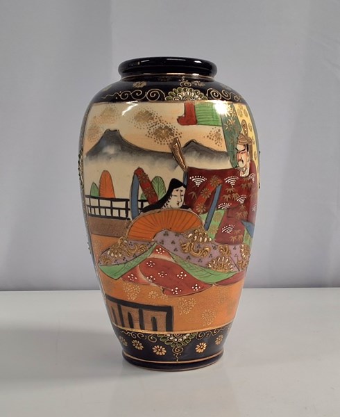 Lot 1349 - A SATSUMA VASE