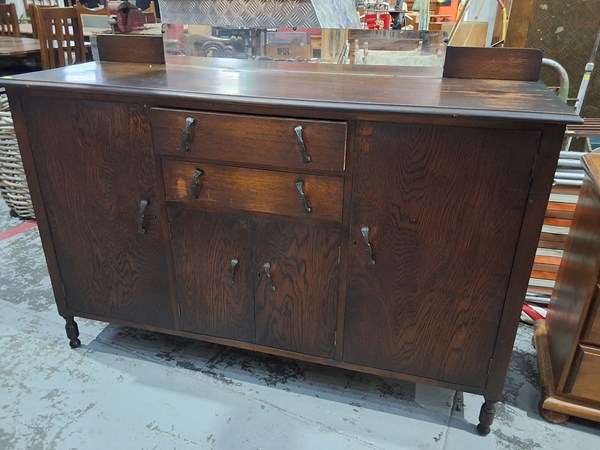 Lot 113 - SIDEBOARD