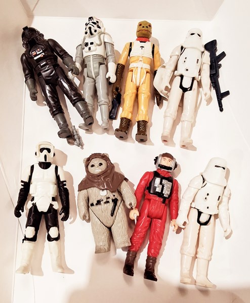 Lot 1449 - STAR WARS FIGURINES