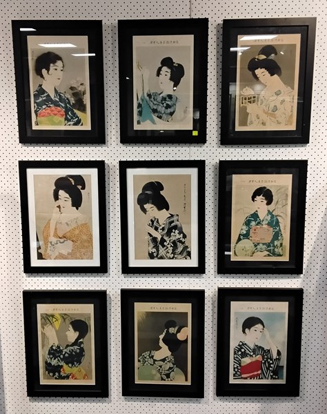 Lot 1087 - JAPANESE PRINTS