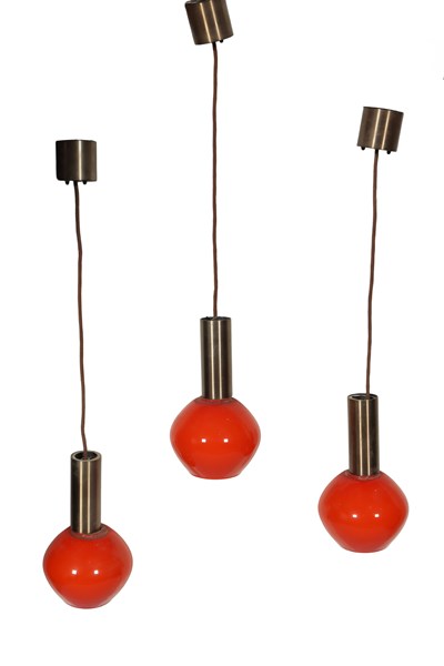 Lot 50 - HANGING PENDANT LIGHTS