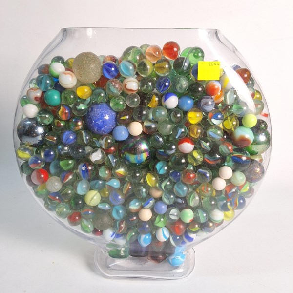 Lot 1355 - MARBLES