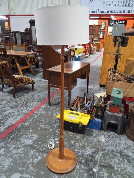 Lot 275 - STANDARD LAMP