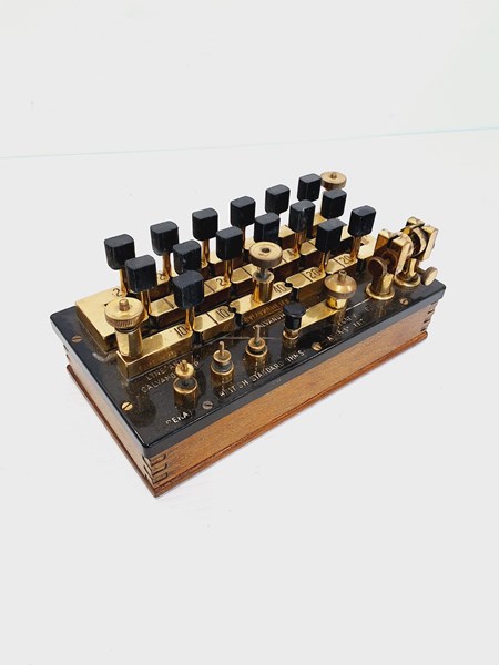 Lot 1167 - GALVANOMETER