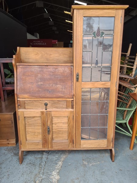 Lot 484 - SECRETAIRE