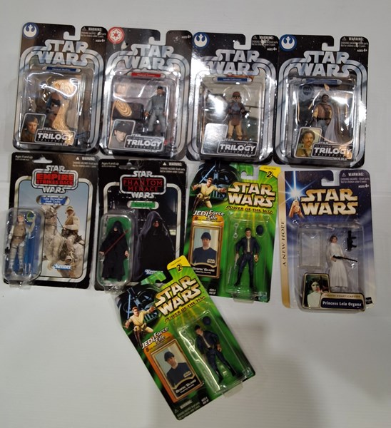 Lot 1442 - STAR WARS FIGURINES