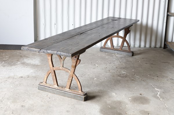 Lot 154 - BENCH