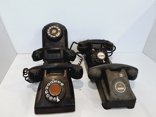 Lot 1217 - TELEPHONES