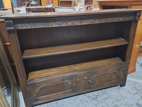 Lot 127 - BOOKSHELF