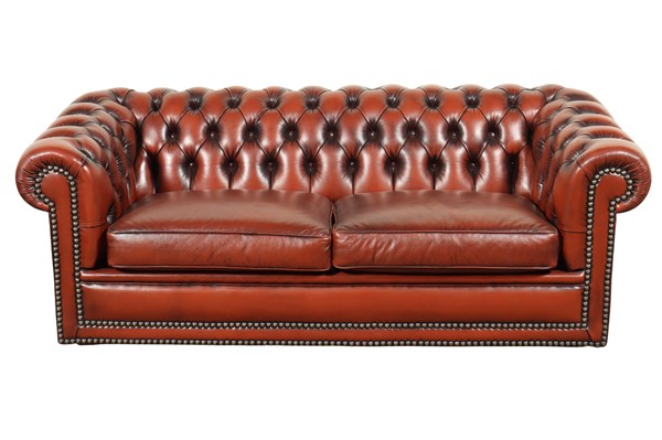 Lot 128 - CHESTERFIELD LOUNGE