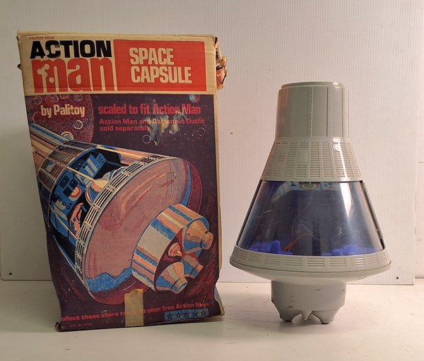 Lot 1310 - ACTION MAN SPACE CAPSULE