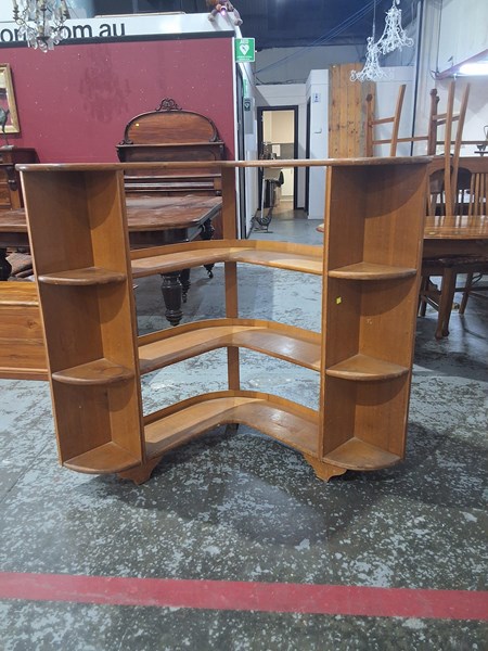 Lot 206 - CORNER BOOKSHELF