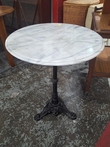 Lot 88 - SIDE TABLE