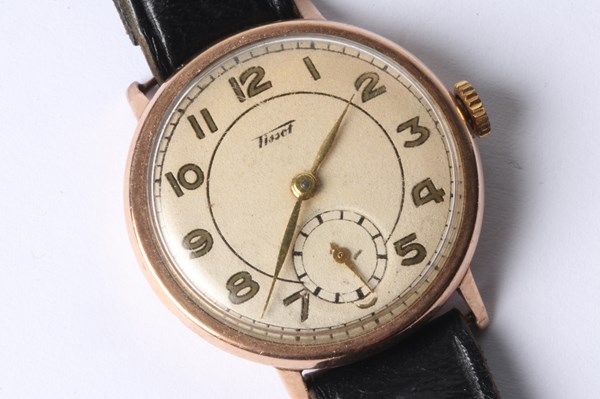 Lot 1036 - TISSOT WATCH