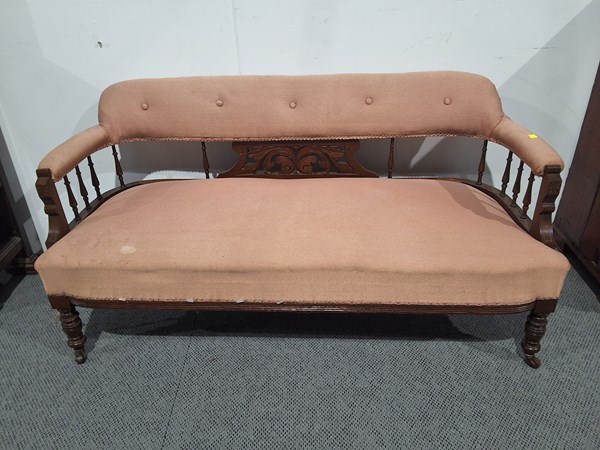 Lot 259 - EDWARDIAN SETTEE