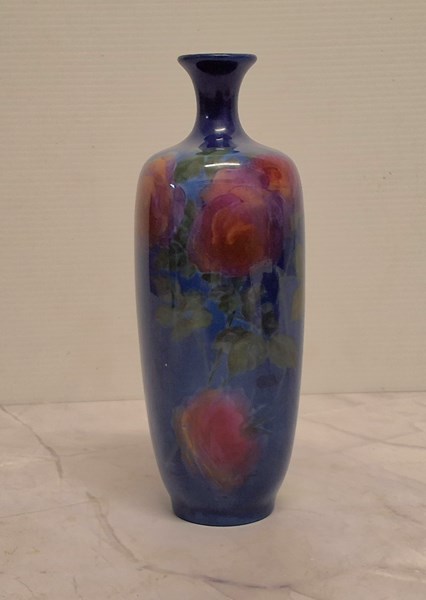 Lot 1333 - ROYAL DOULTON VASE