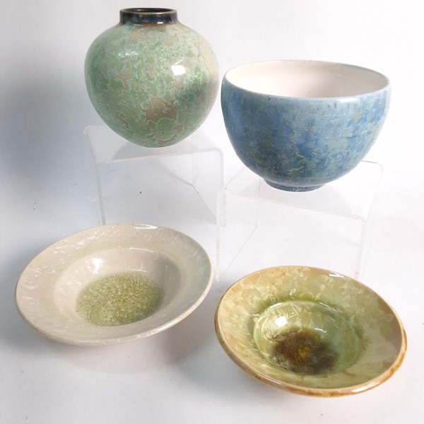 Lot 1160 - CRYSTALLINE GLAZE STUDIO POTTERY