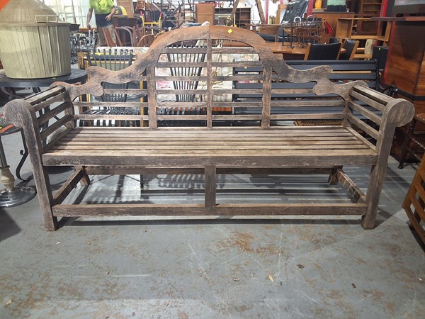 Lot 228 - STATION BENCH