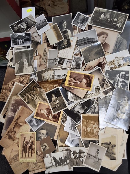 Lot 1074 - VINTAGE PHOTOGRAPHS