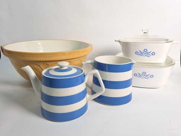 Lot 1350 - CORNISHWARE & CORNINGWARE