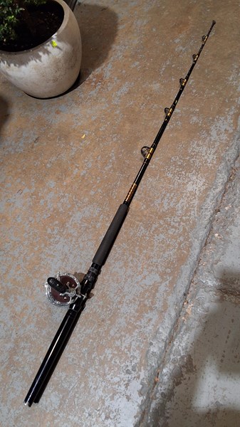 Lot 372 - GAME FISHING ROD