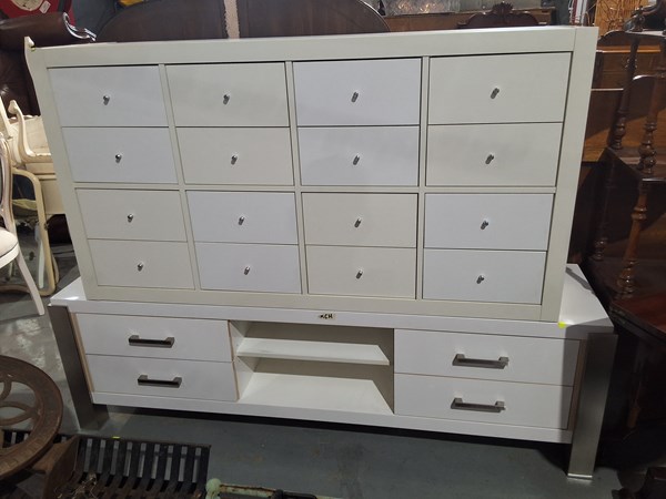 Lot 399 - CHEST AND ENTERTAINMENT UNIT