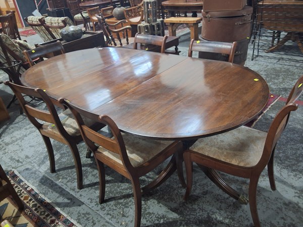 Lot 171 - DINING SUITE