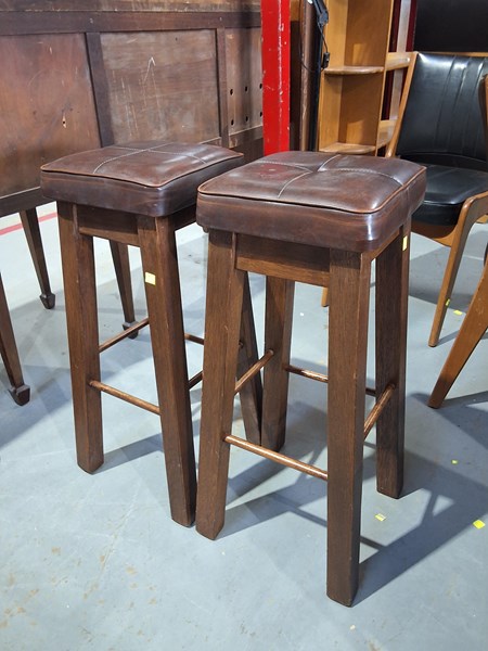 Lot 166 - PAIR OF STOOLS