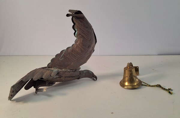 Lot 1217 - BIRD AND BELL