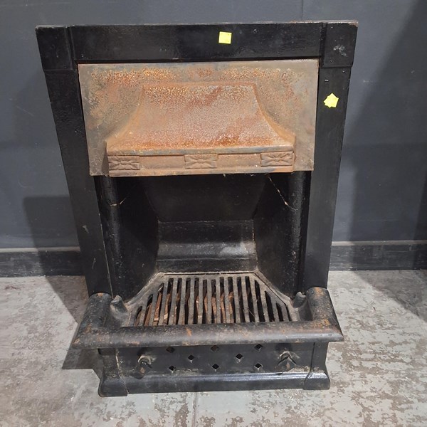 Lot 169 - FIRE PLACE