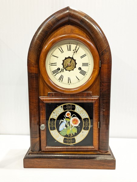 Lot 1409 - MANTEL CLOCK