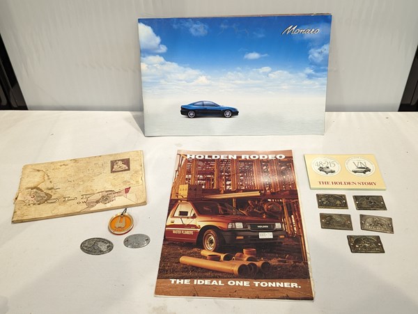 Lot 1306 - HOLDEN COLLECTABLES