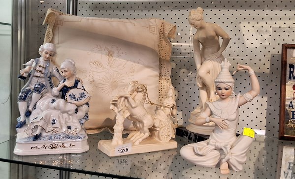 Lot 1326 - FIGURATIVE ORNAMENTS