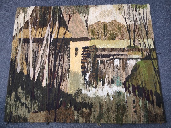 Lot 1549 - TAPESTRY