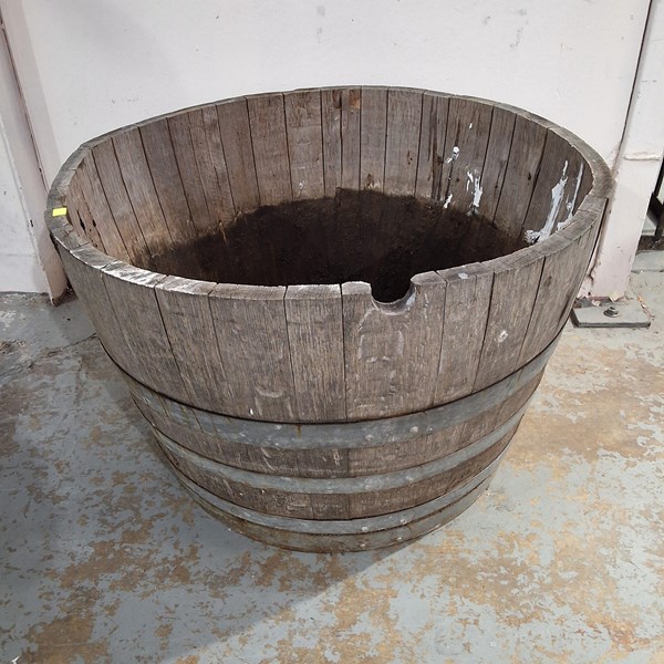 Lot 208 - BARREL PLANTER