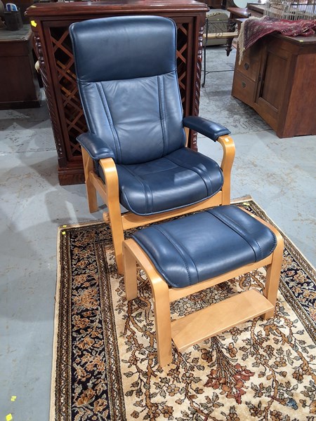 Lot 272 - IMG ARMCHAIR