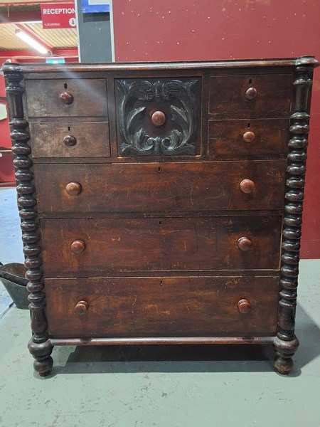 Lot 1 - CHEST OF DRAWERS