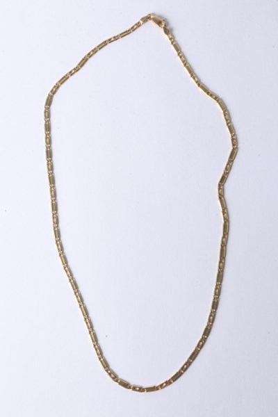 Lot 1011 - GOLD NECKLACE